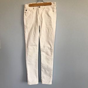 The Prima Mid-Rise Cigarette AG skinny jean